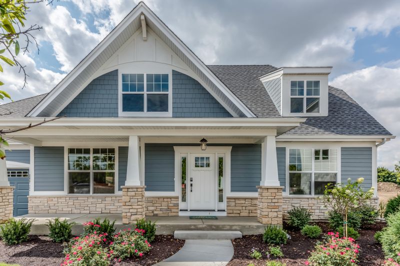 Enjoy Improved Aesthetics With Professional Home Siding Painting Service!