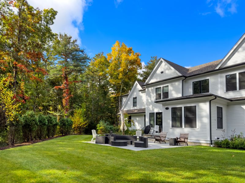 Get Professional Home Siding Painting To Improve Resistance to Weather Elements!